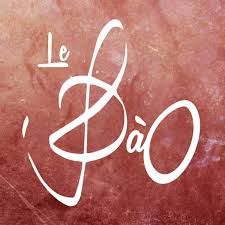 Le Bouche-à-Oreille